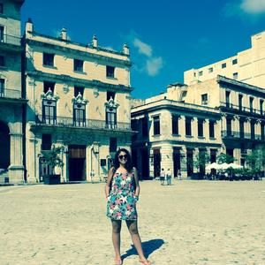 Meet your Posher, Alia